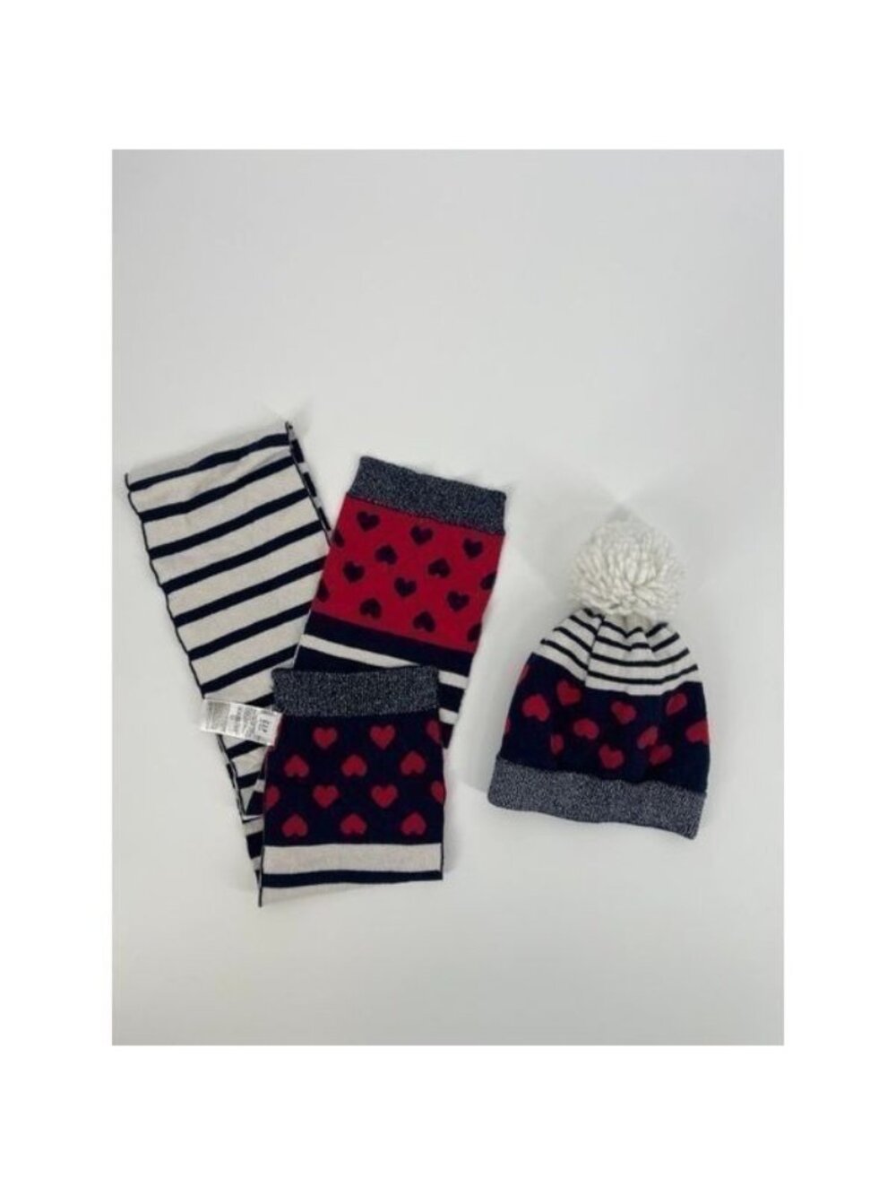 Gap hat and scarf set